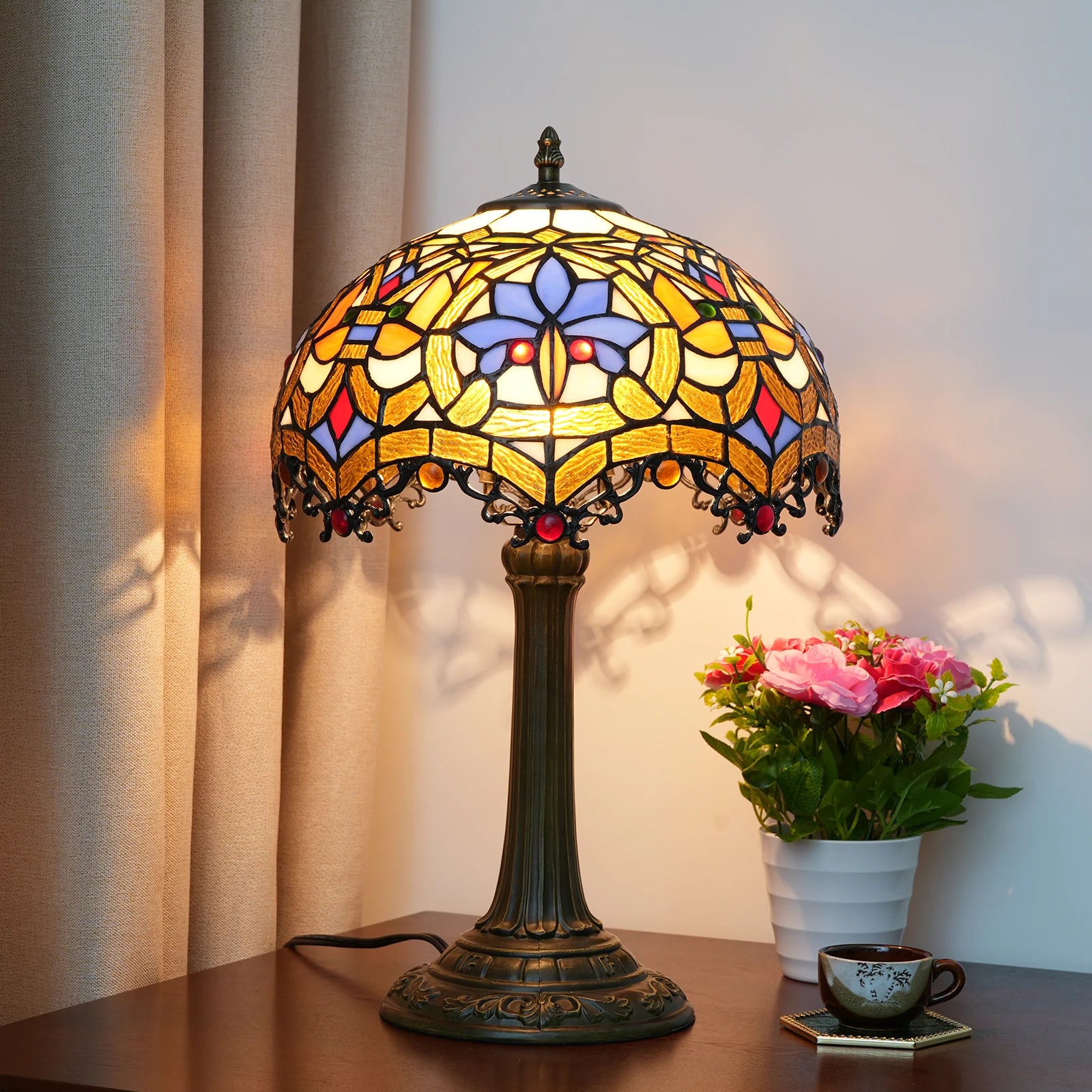 Peacock Stained Glass Table Lamp – Vintage Bedside Reading Lamp for Home Decor